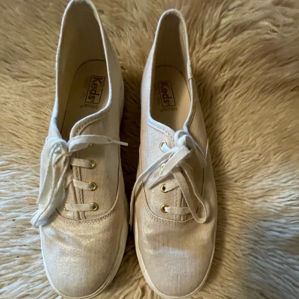 Keds Glitter sneakers size 10. Nearly new!